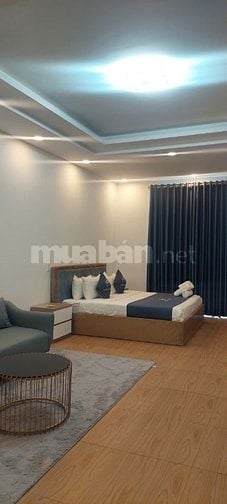 Cần bán gấp, MT đường Nguyễn Bá Huân, Quận 2, 204m2, 3 lầu. 38 tỷ