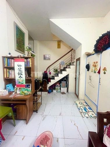 PHÂN LÔ 2 Ô TÔ TRÁNH, VỈA HÈ, KINH DOANH SẦM UẤT