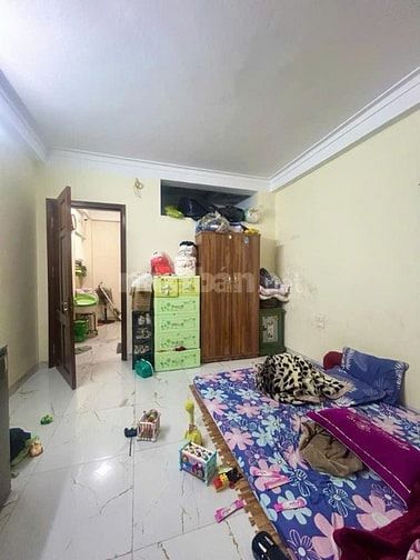 PHÂN LÔ 2 Ô TÔ TRÁNH, VỈA HÈ, KINH DOANH SẦM UẤT