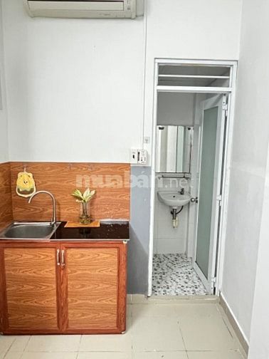 Chi thuê phòng, đường Lê văn sỹ 