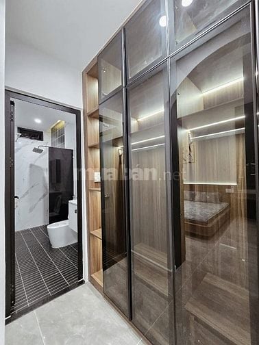 Bán nhà MT Đường Bùi Giáng, 3 Tầng, 4 Phòng Ngủ, Đường 7m5