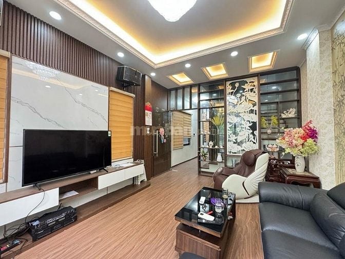 BÁN NHÀ PHỐ BỒ ĐỀ - LÔ GÓC NGÕ THÔNG, GARA Ô TÔ 7 CHỖ 15,5TỶ