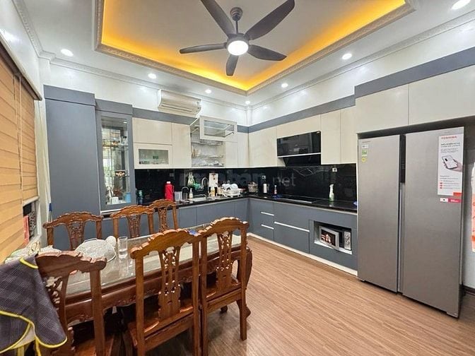 BÁN NHÀ PHỐ BỒ ĐỀ - LÔ GÓC NGÕ THÔNG, GARA Ô TÔ 7 CHỖ 15,5TỶ