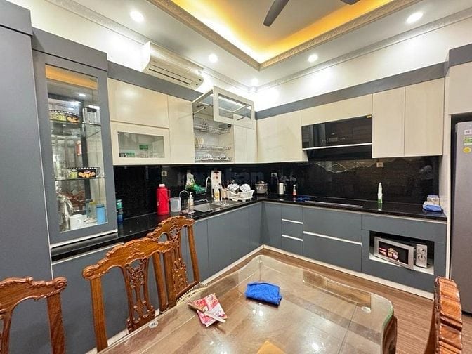 BÁN NHÀ PHỐ BỒ ĐỀ - LÔ GÓC NGÕ THÔNG, GARA Ô TÔ 7 CHỖ 15,5TỶ