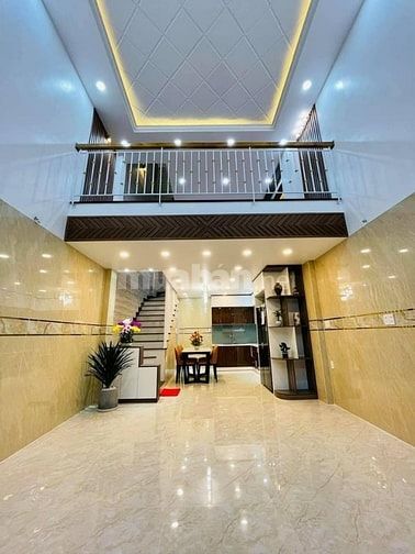 Bán gấp căn 80m² Thành Thái xây 1 trệt 4 lầu. Gần BV Nhi Đồng,hẻm 6m