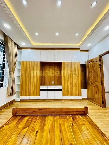 Bán gấp căn 80m² Thành Thái xây 1 trệt 4 lầu. Gần BV Nhi Đồng,hẻm 6m