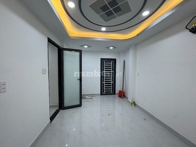 Bthự mini tkế Tân Cổ Điển mặt tiền thụt (sát và liền kế) Đoàn Thị Điểm