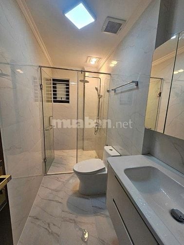 NHÀ MỚI 6 TẦNG – THANG MÁY – PHÙNG CHÍ KIÊN – OTO TRÁNH