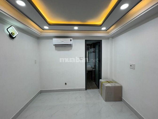 Bthự mini tkế Tân Cổ Điển mặt tiền thụt (sát và liền kế) Đoàn Thị Điểm