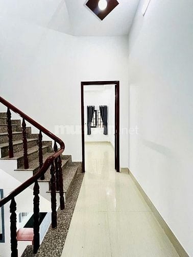 Nhà hoàn công 70m2 Huỳnh Tấn Phát, Q7 gần cầu Phú Mỹ. Xây 1 trệt 2 lầu
