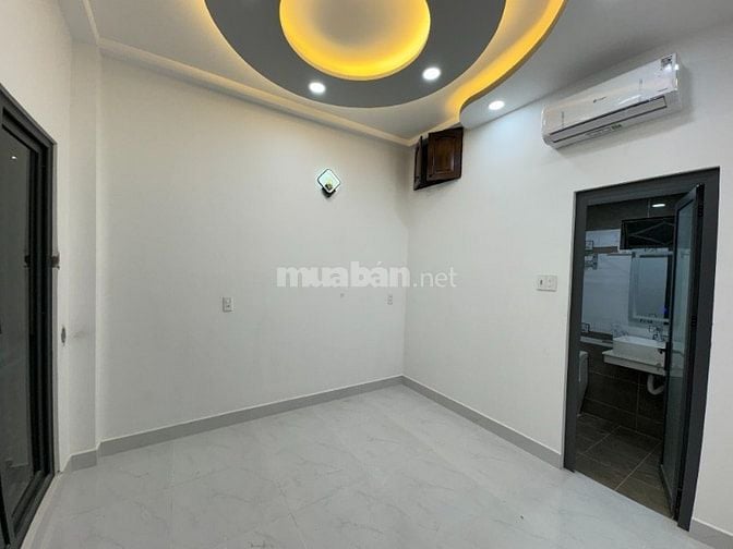 Bthự mini tkế Tân Cổ Điển mặt tiền thụt (sát và liền kế) Đoàn Thị Điểm