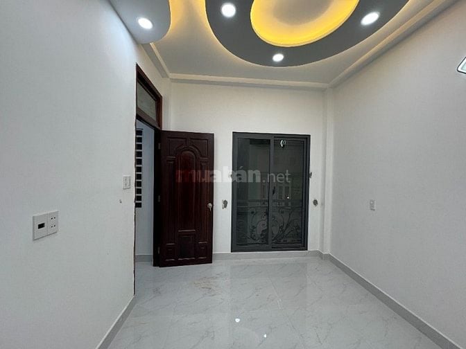 Bthự mini tkế Tân Cổ Điển mặt tiền thụt (sát và liền kế) Đoàn Thị Điểm