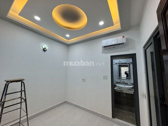 Bthự mini tkế Tân Cổ Điển mặt tiền thụt (sát và liền kế) Đoàn Thị Điểm