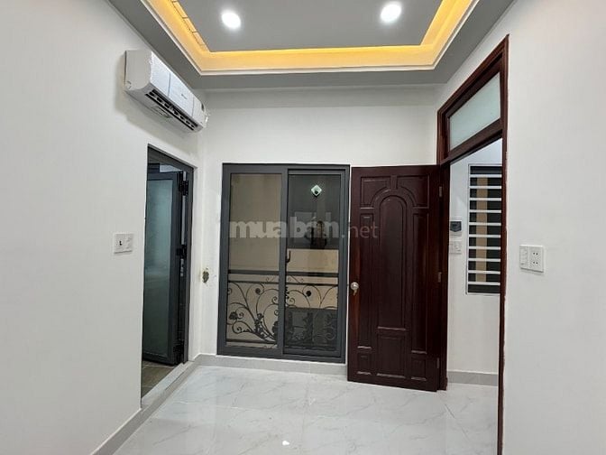Bthự mini tkế Tân Cổ Điển mặt tiền thụt (sát và liền kế) Đoàn Thị Điểm