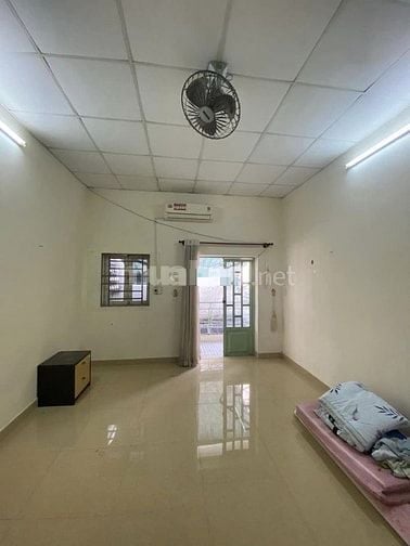 Cho thuê nhà hẻm 4m (XT) Bình Thới, P14, Q11 Giá 12tr