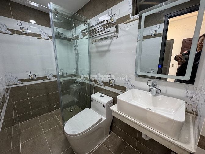 Bthự mini tkế Tân Cổ Điển mặt tiền thụt (sát và liền kế) Đoàn Thị Điểm
