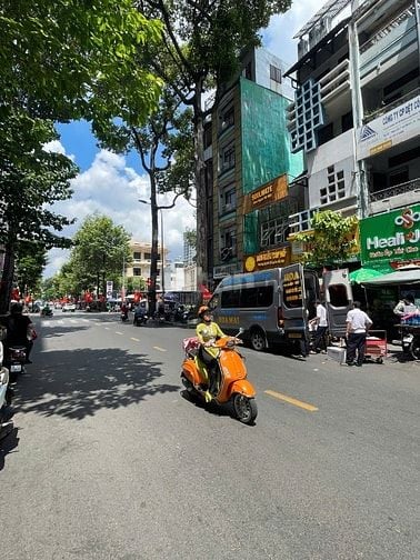  Cho thuê tòa nhà 38-40 Nguyễn Thái Bình, Q1. 6 Tầng, 860m2 chỉ 260tr
