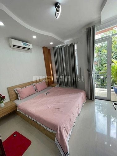 Đi nước ngoài định cư bán gấp nhà ở đường Cửu Long, phường 15, quận 10