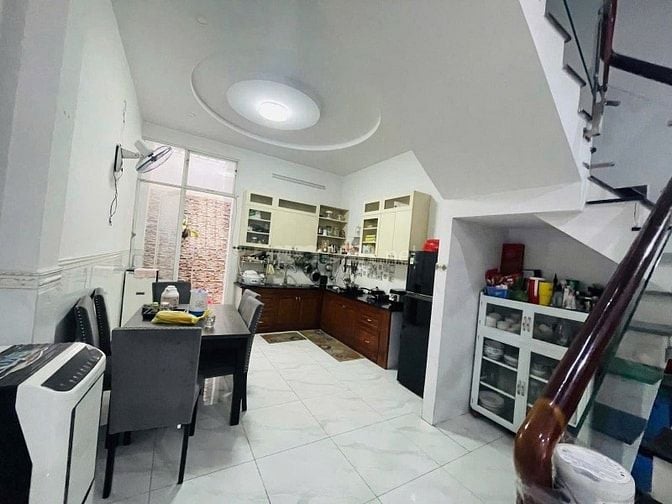 Chủ định cư cần bán gấp nhà Tôn Đản, phường 8, Q4, giá 3 tỷ 850
