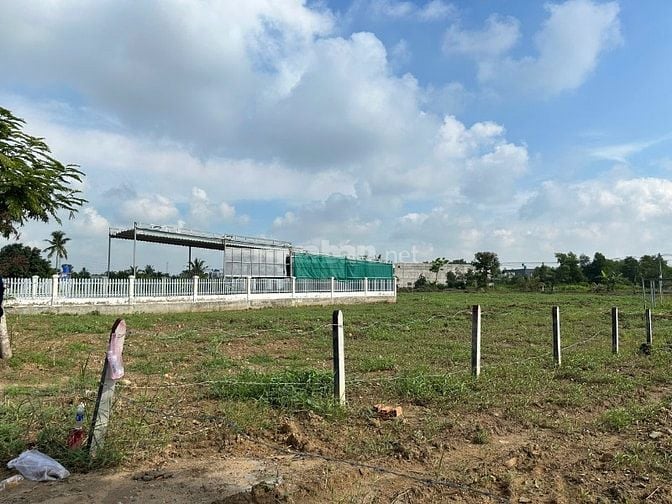Bán nhanh đất nhà vườn có sông ao cá thoáng mát , thổ cư 187m2 SHR