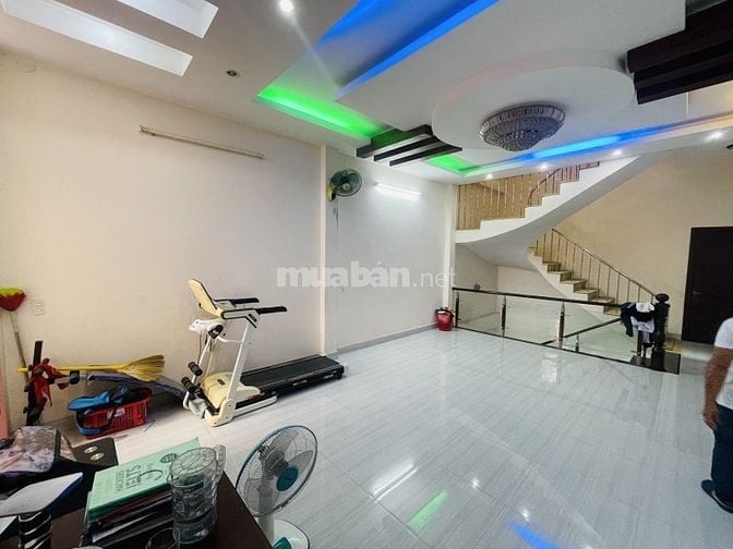Bán Nhà Mặt Tiền,Ngay Nguyễn Sơn, 5M x 27M, 4 Tầng, Tân Phú,Chỉ 14 Tỷ 