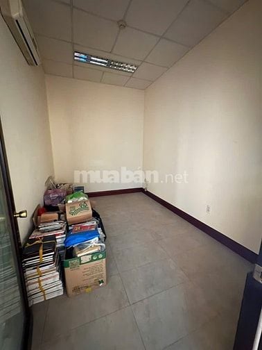 Bán hoặc cho thuê nhà Phùng Hưng P.14 Quận 5, 90ty