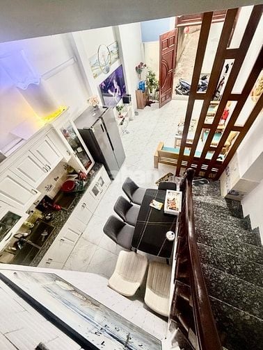 BÁN NHÀ CUỐI BÀ TRIỆU HOA HẬU, NGÕ Ô TÔ GẦN NHÀ 5M, GIÁ NHỈNH 5 TỈ