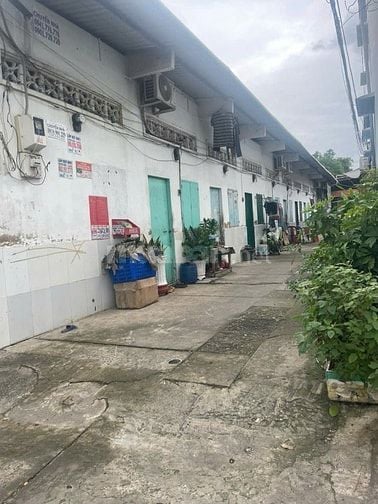 CẦN BÁN DÃY TRỌ DIỆN TÍCH 347m2 CÓ 18 PHÒNG TRỌ+1 KHO ĐANG CHO THUÊ 30