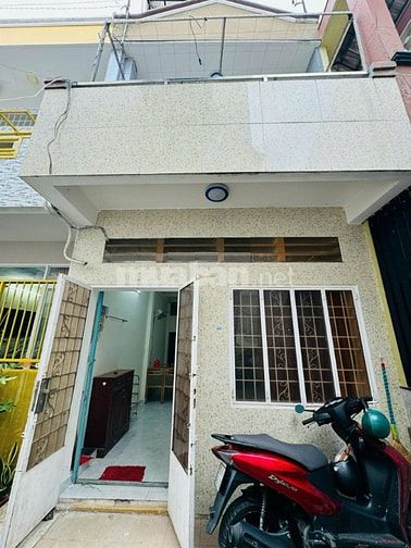 Bán nhà 2 tầng, vị trí đẹp Nguyễn Văn Đậu, DT 43m2 chỉ 5.8 tỷ