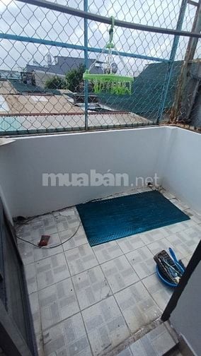 Bán nhà hẽm sạch đẹp, 4x10, nở hậu L 9m, giá 2ty4. Xây dựng 1trệt 1lầu