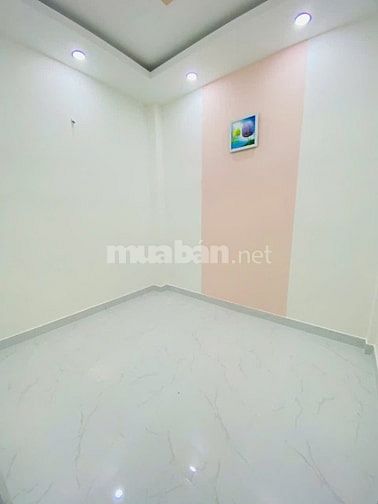 Nhà mễ cốc P15 Q8 2 lầu đúc 4,2 x 8,2 ( 4pn + 3wc ) SH riêng 