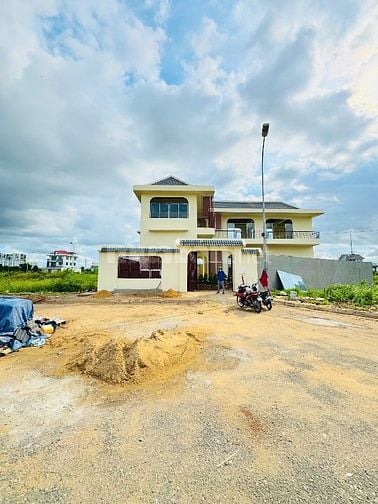 Bán nền Biệt Thự để xây lâu đài cổ tích Phú Nhuận 384m2 (25.6m x15m)
