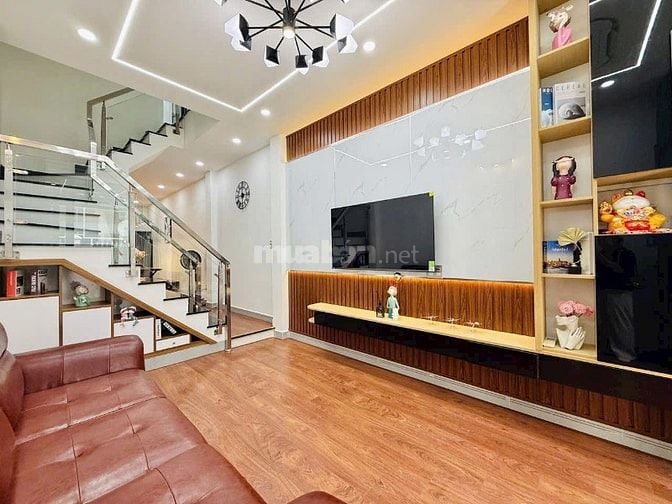[ GIẢM NGAY 100TR ] Nhà Đoàn Văn Bơ, Quận 4 giá 2Tỷ750 - DT: 68m2 HXH