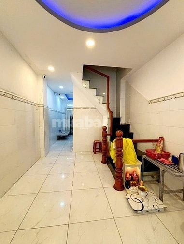 Chủ ngộp bán gấp nhà hẻm 1/ đường Lý Thái Tổ Quận 10 giá 3 tỷ 5