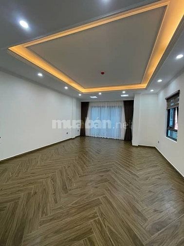Bán gấp nhà đẹp Quận Ba Đình  lô góc 55m2 8 tầng 10 tỷ