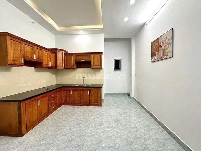 🏡 BÁN NHÀ TRUNG TÂM QUẬN 10 – Đ. HÒA HƯNG 💰 Giá tốt đầu tư, sổ sẵn.