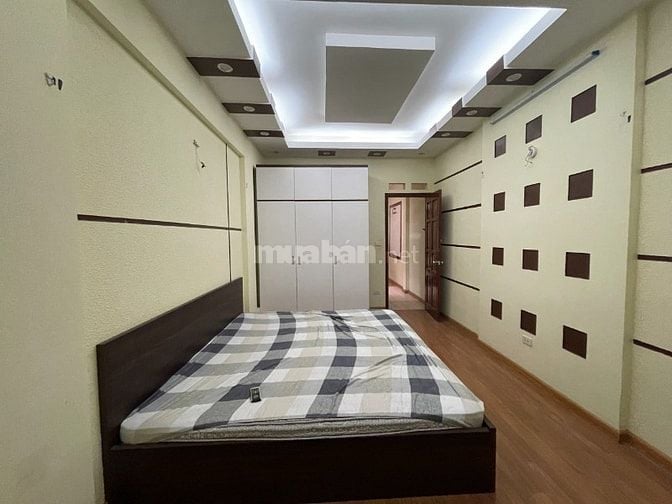 Cho thuê nhà cực đẹp Nguyễn Khang: 55m2, 4 tầng, full nội thất, 20tr