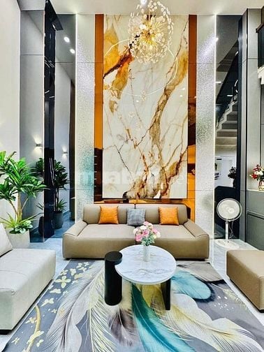 Đi nước ngoài định cư bán gấp nhà ở đường Ký Hoà, phường 11, quận 5, g
