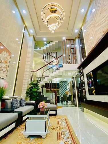 Đi nước ngoài định cư bán gấp nhà ở đường Tuệ Tĩnh, phường 11, quận 11