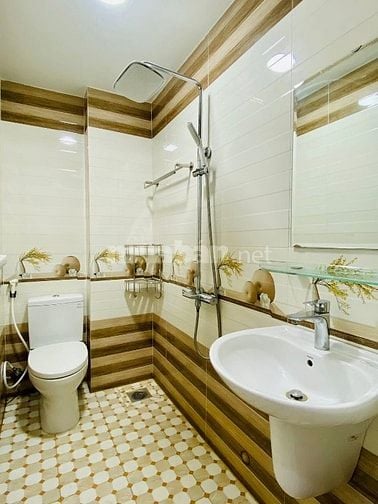 Đi nước ngoài định cư bán gấp nhà ở đường Tuệ Tĩnh, phường 11, quận 11