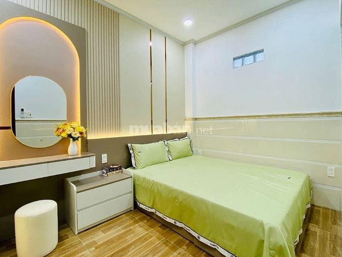 Đi nước ngoài định cư bán gấp nhà ở đường Tuệ Tĩnh, phường 11, quận 11