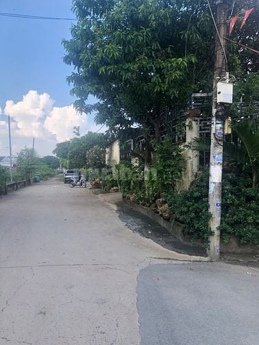 Đất mặt tiền bờ kênh Thạnh Xuân 25, Q 12, HCM
