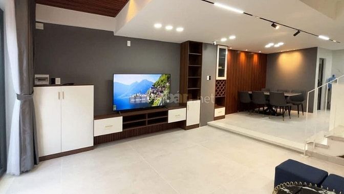 Bán gấp nhà ở đường Cao Đạt, phường 1, quận 5, giá 2 tỷ 350 triệu 