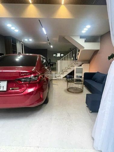 Bán gấp nhà ở đường Cao Đạt, phường 1, quận 5, giá 2 tỷ 350 triệu 
