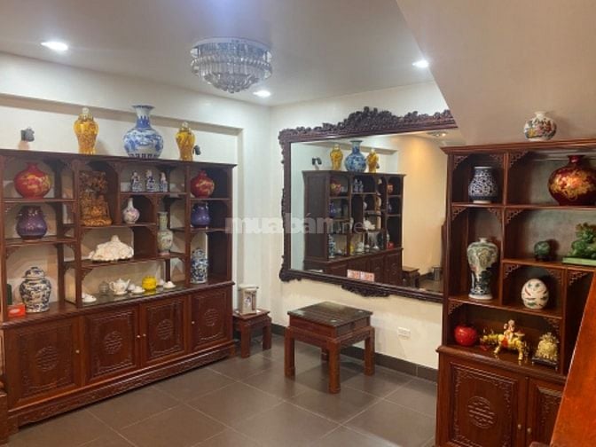 Chính Chủ Bán Nhà Ngõ 105 Lạc Long Quân - 5 Tầng MT5,4m 33.5 Tỷ TL