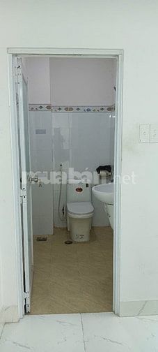 CHO THUÊ NHÀ CẤP 4 ( CÓ GÁC GIẢ)