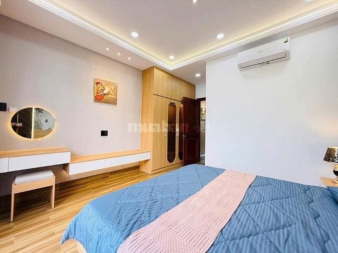 BÁN NHÀ SÁT MẶT TIỀN PHẠM VĂN HAI, TÂN BÌNH HẺM XE HƠI, ĐANG CHO THUÊ