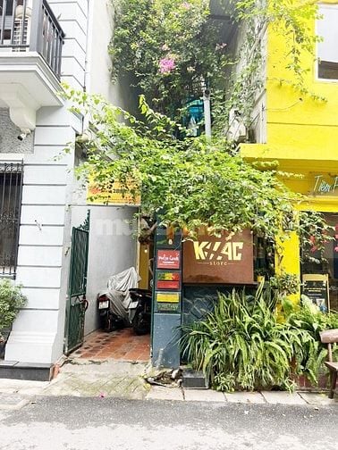 Sang nhượng cửa hàng tại vị trí đắc địa quận Hoàn Kiếm