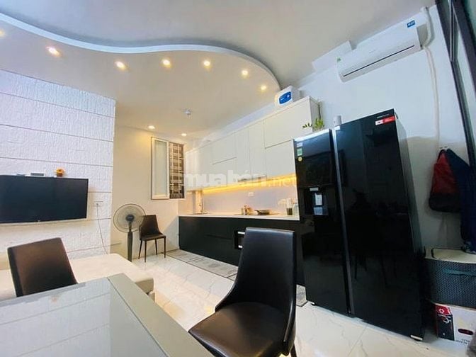 Bán gấp nhà phố Yên Hoà, 30m ra MP 60m2, 5 tầng, MT 4.5m, giá 12,9 tỷ