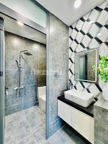 Bán nhà ở đường Nam Hoà, phường Phước Long A, quận 9, giá 3 tỷ 200 tri